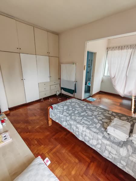 Mandalay Towers Condominium For Sale at S$ 4,488,000 | PropertyGuru Singapore - Bedroom