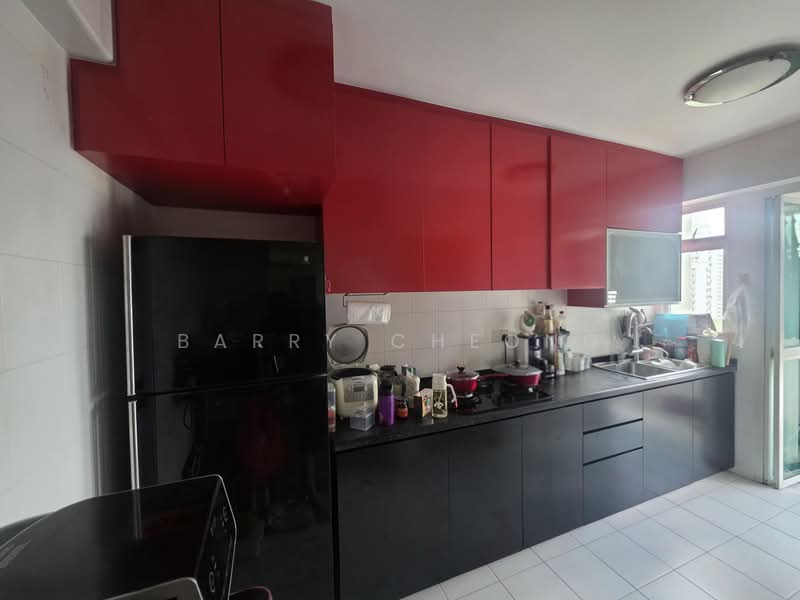 410C Fernvale Road HDB Flat For Sale at S$ 710,000 | PropertyGuru Singapore - Kitchen
