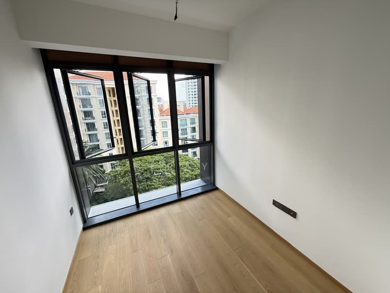 Hill House, 10A-11 Institution Hill, 10B, 2 Bedrooms, 452 sqft, Condominium For Rent, by Jeffrey Koh, 500090015 - Master bedroom - PropertyGuru.com.sg