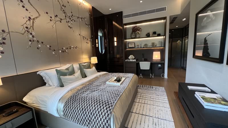 Watten House Condominium For Sale at S$ 7,837,000 | PropertyGuru Singapore - Master Bedroom