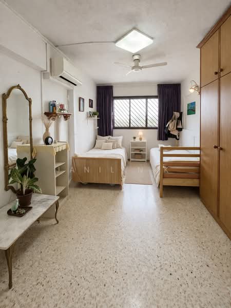 458 Ang Mo Kio Avenue 10 HDB Flat For Sale at S$ 749,000 | PropertyGuru Singapore - Bedroom