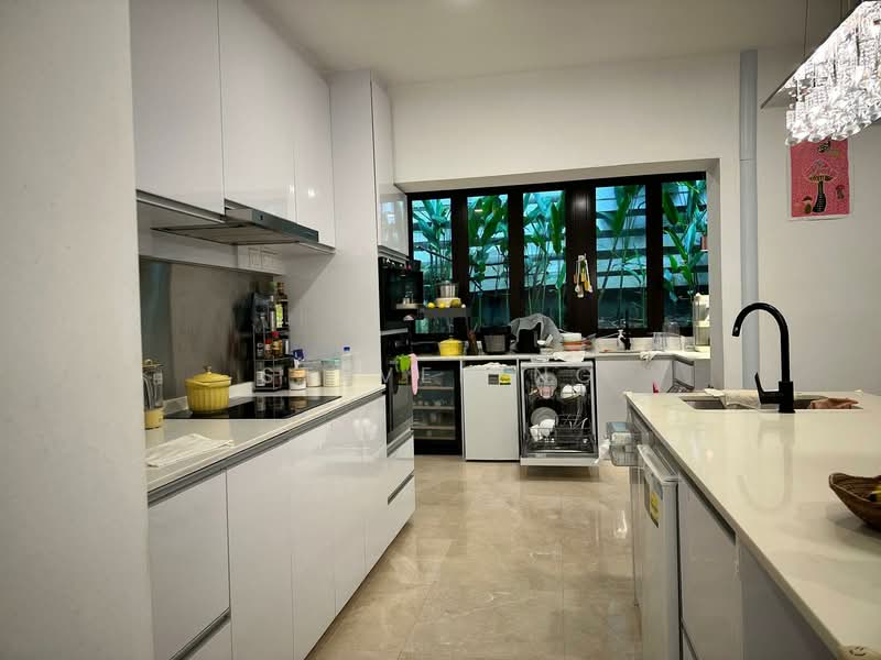 Leedon Road vicinity Good Class Bungalow For Sale at S$ 39,000,000 | PropertyGuru Singapore - Kitchen