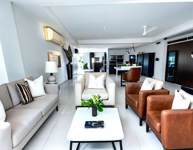 BRENDA ZEE ✧ 945O9938 ✧ Freehold Inter-Terrace in prime location Terraced House For Sale at S$ 4,799,999 | PropertyGuru Singapore - Living Room