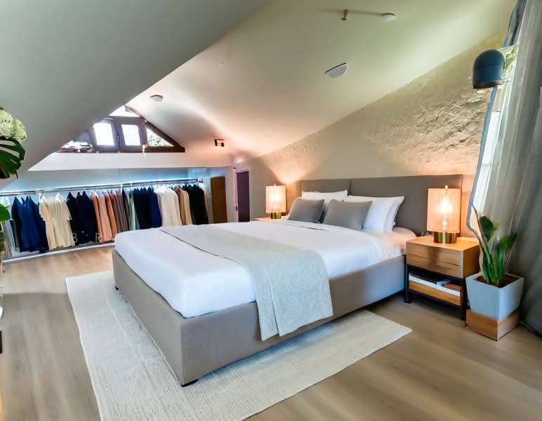 BRENDA ZEE ✧ 945O9938 ✧ Freehold Inter-Terrace in prime location Terraced House For Sale at S$ 4,799,999 | PropertyGuru Singapore - Bedroom