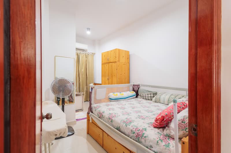 Thomson Hill Estate Semi-Detached House For Sale at S$ 6,200,000 | PropertyGuru Singapore - Bedroom