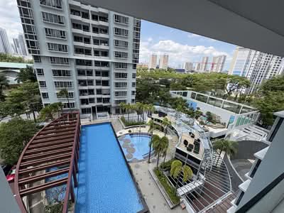 For Rent - De Royale