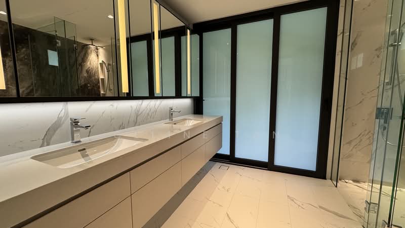 Greenbank Park Semi-Detached House For Sale at S$ 9,500,000 | PropertyGuru Singapore - Bathroom
