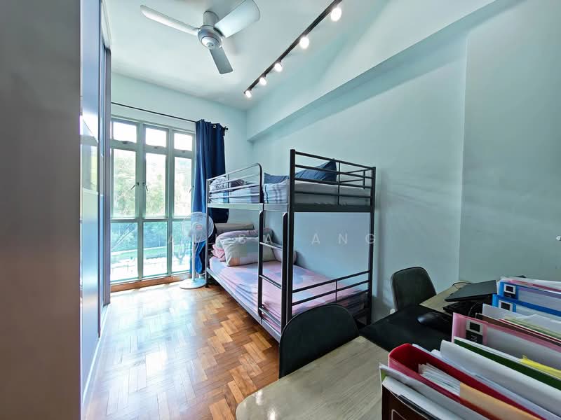 Hume Park II Condominium For Sale at S$ 1,780,000 | PropertyGuru Singapore - Bedroom