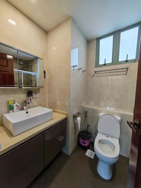 Hume Park II Condominium For Sale at S$ 1,780,000 | PropertyGuru Singapore