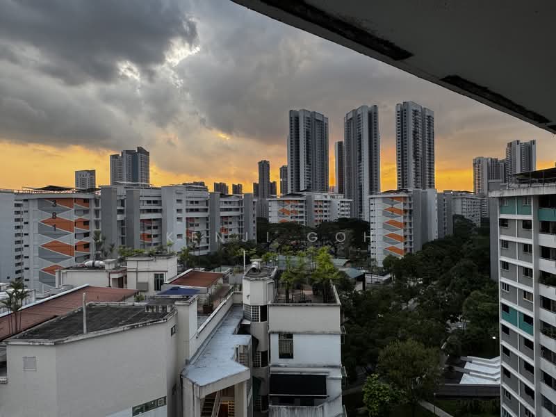 341 Clementi Avenue 5, 341 Clementi Avenue 5, Room Rental, 100 sqft, HDB Flat For Rent, by Kenji Goh, 500090066 - Exterior - PropertyGuru.com.sg