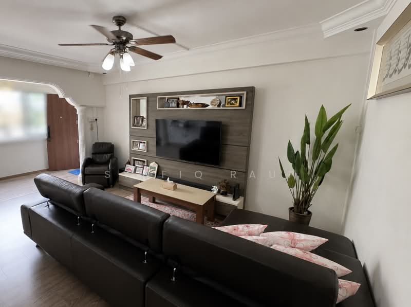 432 Bukit Panjang Ring Road, 432 Bukit Panjang Ring Road, 3 Bedrooms, 1,313 sqft, HDB Flat For Sale, by Syafiq Rauf, 500090071 - Living Room - PropertyGuru.com.sg
