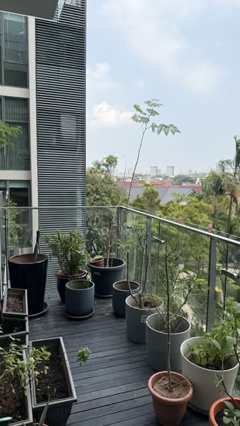 Duchess Residences, 102 Duchess Avenue, 3 Bedrooms, 1,485 sqft, Condominium For Rent, by Susan Tong, 500090073 - Balcony - PropertyGuru.com.sg