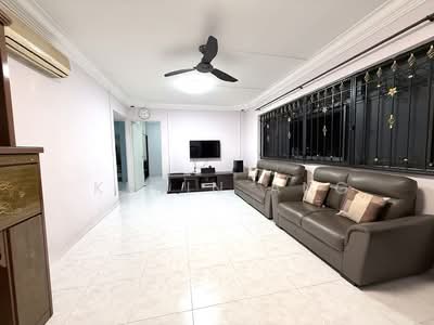 For Sale - 352 Ang Mo Kio Street 32