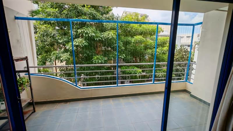 Nineteen Shelford Condominium For Sale at S$ 2,720,000 | PropertyGuru Singapore - Balcony