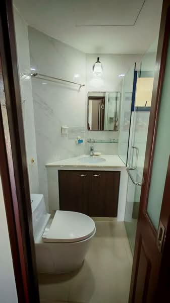 Nineteen Shelford Condominium For Sale at S$ 2,720,000 | PropertyGuru Singapore - Bathroom