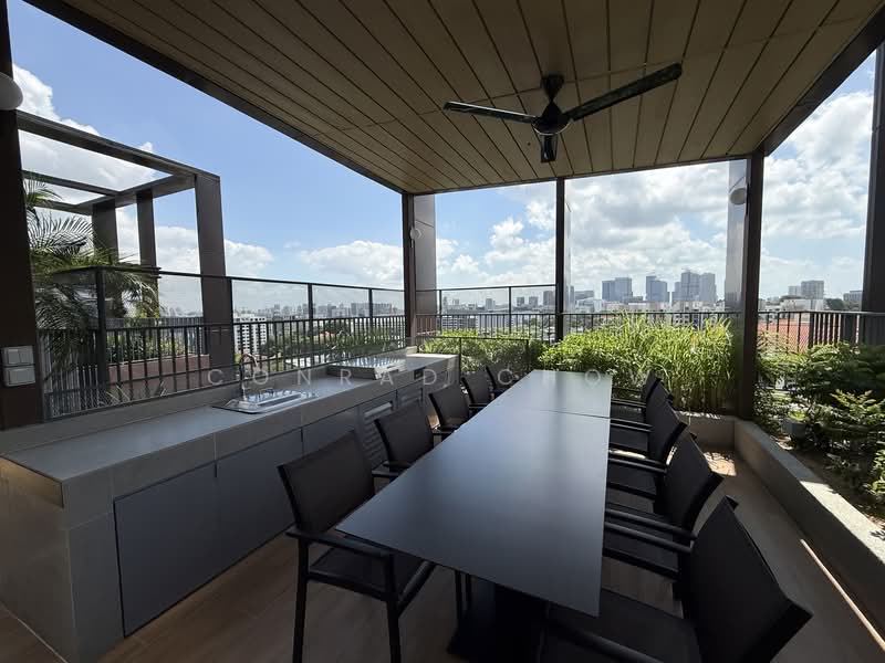 Hill House, 10A-11 Institution Hill, 10B, 2 Bedrooms, 452 sqft, Condominium For Rent, by Conrad Chow, 500090083 - Exterior - PropertyGuru.com.sg