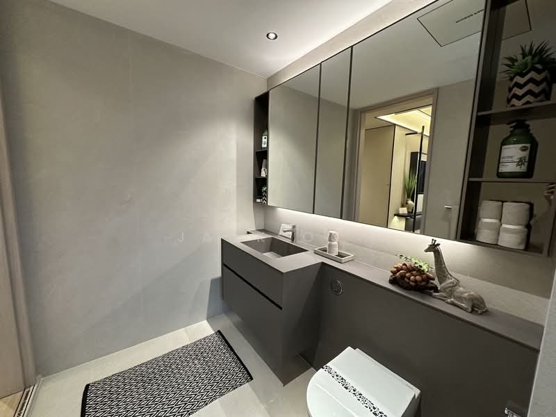 The Robertson Opus Condominium For Sale at S$ 2,380,000 | PropertyGuru Singapore - Bathroom