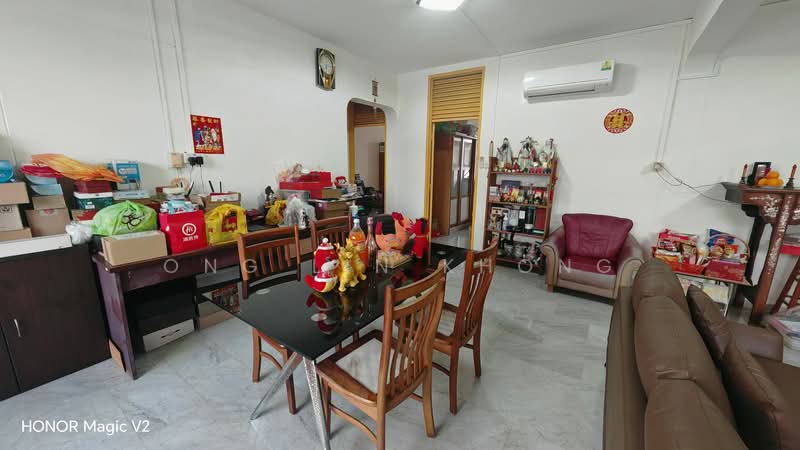 864 Tampines Street 83 HDB Flat For Sale at S$ 838,888 | PropertyGuru Singapore - Dining Room