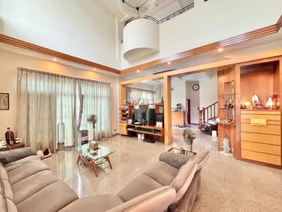 For Rent - Jalan Angin Laut