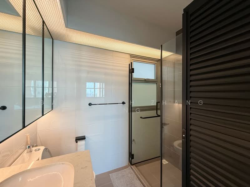 356A Anchorvale Lane HDB Flat For Sale at S$ 898,000 | PropertyGuru Singapore - Bathroom