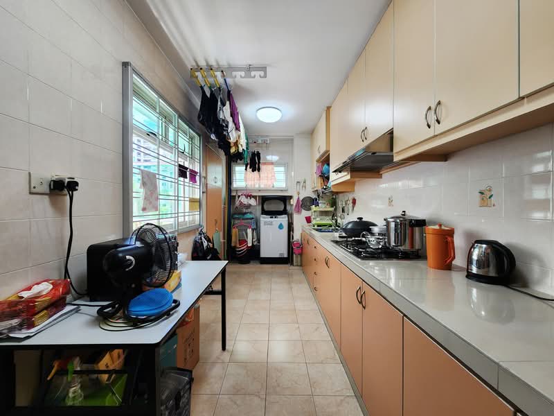 201D Punggol Field HDB Flat For Sale at S$ 699,000 | PropertyGuru Singapore - Kitchen
