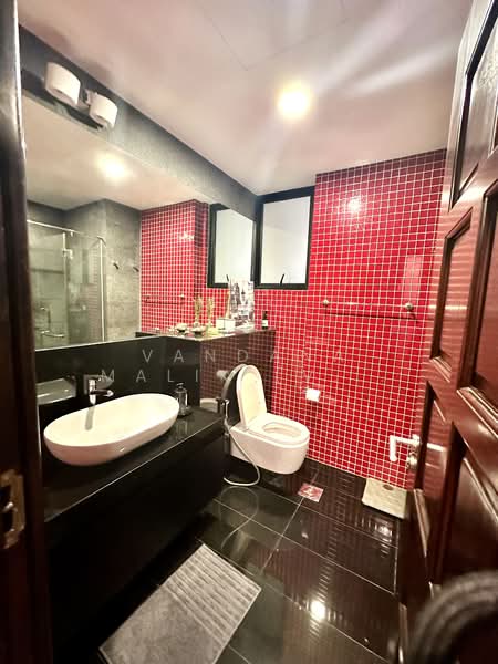 Pebble Bay Condominium For Sale at S$ 5,380,000 | PropertyGuru Singapore