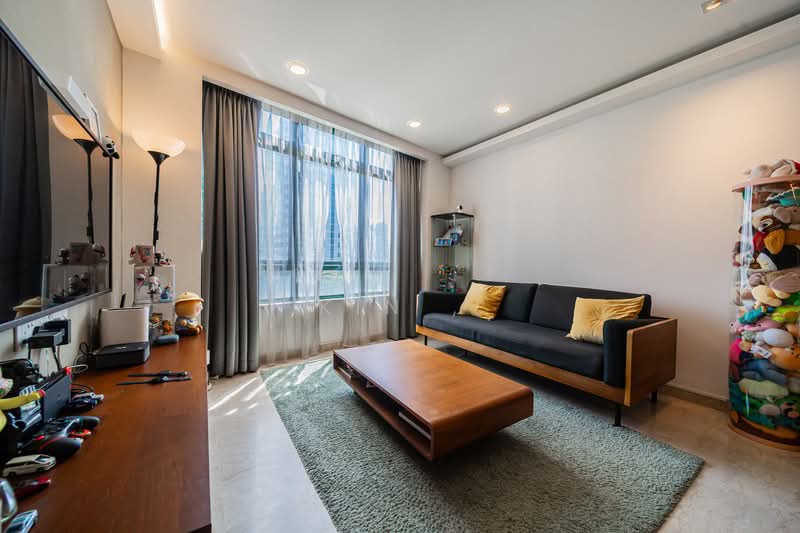 Jervois Jade Apartment For Sale at S$ 1,700,000 | PropertyGuru Singapore - Living Room