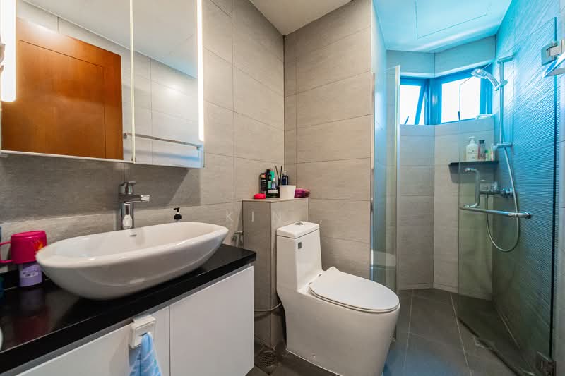 Jervois Jade Apartment For Sale at S$ 1,700,000 | PropertyGuru Singapore - Bathroom