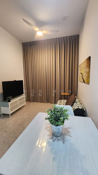Parc Komo Condominium For Sale at S$ 890,000 | PropertyGuru Singapore - Living Room
