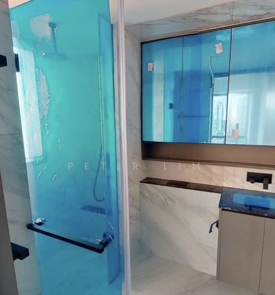 The Landmark Condominium For Sale at S$ 2,080,000 | PropertyGuru Singapore - Bathroom