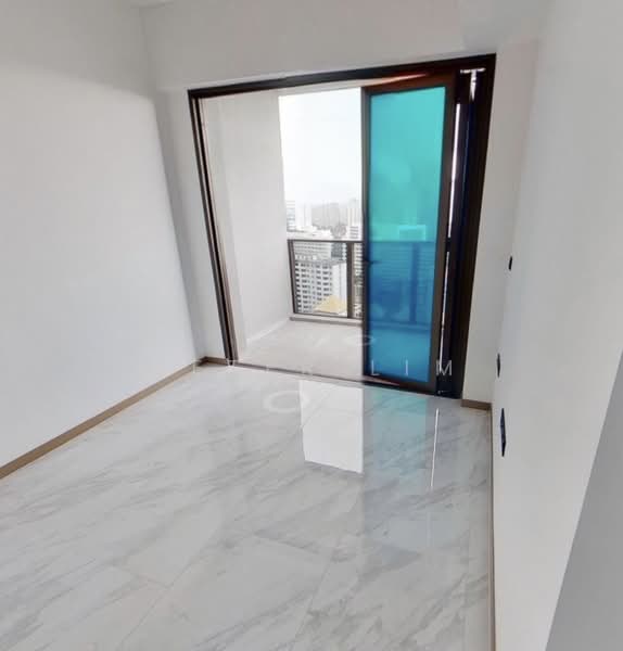 The Landmark Condominium For Sale at S$ 2,080,000 | PropertyGuru Singapore - Balcony