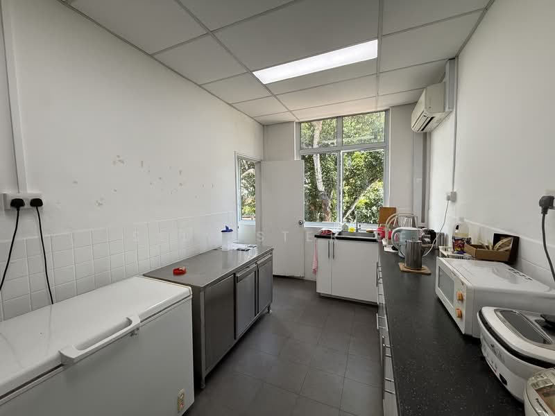 Office Space Near Kembangan MRT (Second Floor), , 1,700 sqft, Warehouse For Rent, by Sylvester Ee, 500090141 - CommercialGuru.com.sg