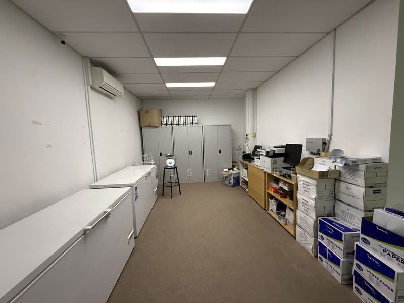 Office Space Near Kembangan MRT (Second Floor), , 1,700 sqft, Warehouse For Rent, by Sylvester Ee, 500090141 - CommercialGuru.com.sg