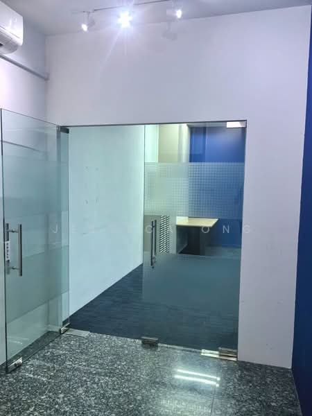 Unity Centre, 51 Bukit Batok Crescent, 1,561 sqft, Light Industrial (B1) For Sale, by Jesseca Ong, 500090149 - Interior - CommercialGuru.com.sg