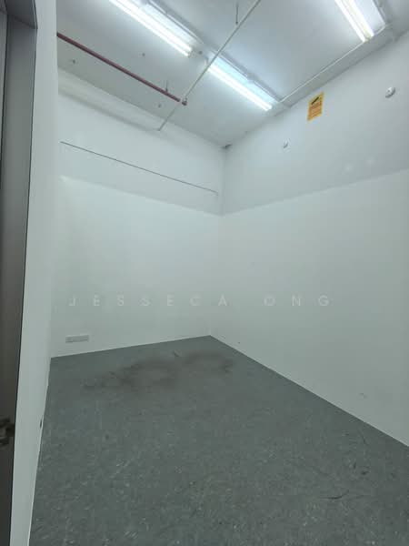 Unity Centre, 51 Bukit Batok Crescent, 1,561 sqft, Light Industrial (B1) For Sale, by Jesseca Ong, 500090149 - Interior - CommercialGuru.com.sg