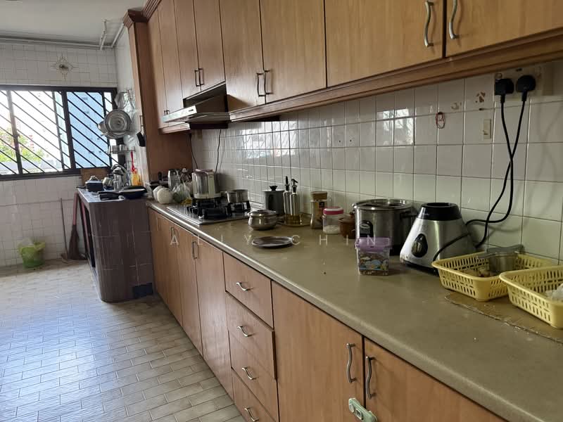 211 Bukit Batok Street 21, 211 Bukit Batok Street 21, 3 Bedrooms, 1,119 sqft, HDB Flat For Rent, by Ally Chin, 500090153 - Kitchen - PropertyGuru.com.sg