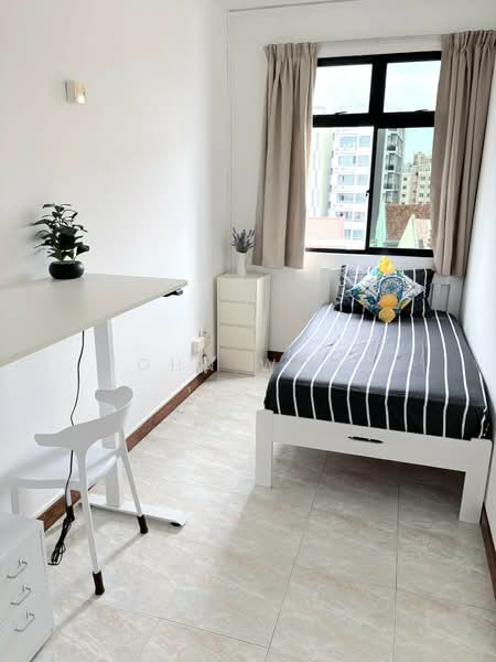 Guilin Court, 10 Geylang Lorong 26, Room Rental, 85 sqft, Condominium For Rent, by John Wong, 500090165 - Bedroom - PropertyGuru.com.sg
