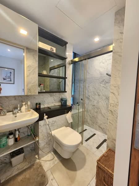 Seascape @ Sentosa Cove Apartment For Sale at S$ 3,999,999 | PropertyGuru Singapore - Common Bath