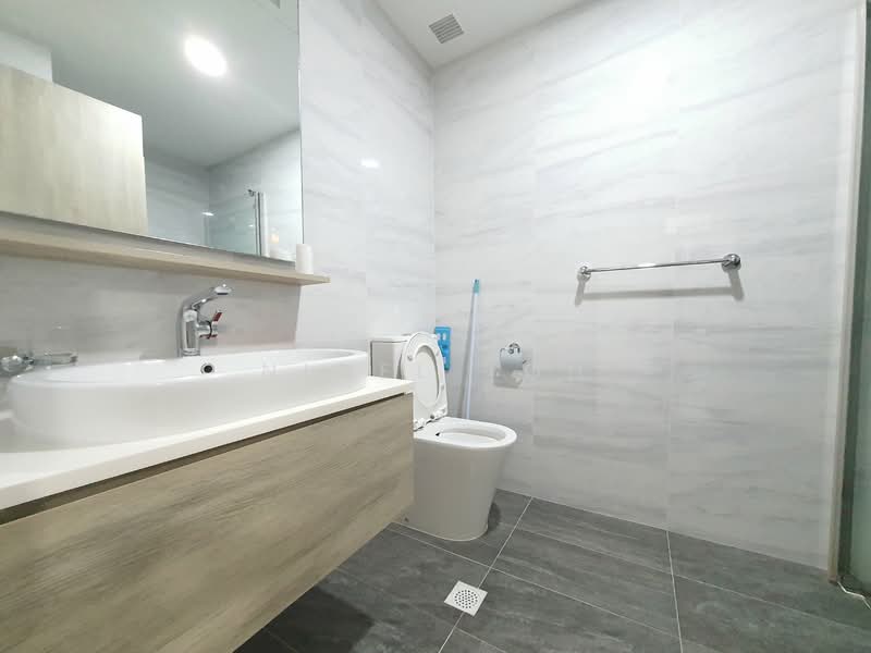 The Alps Residences Condominium For Sale at S$ 1,100,000 | PropertyGuru Singapore - Bathroom