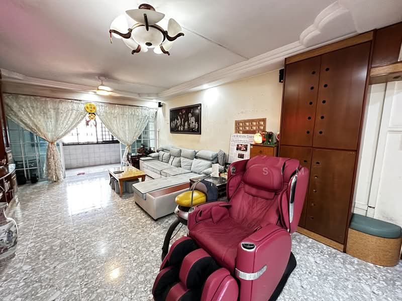 For Sale - 302 Hougang Avenue 5