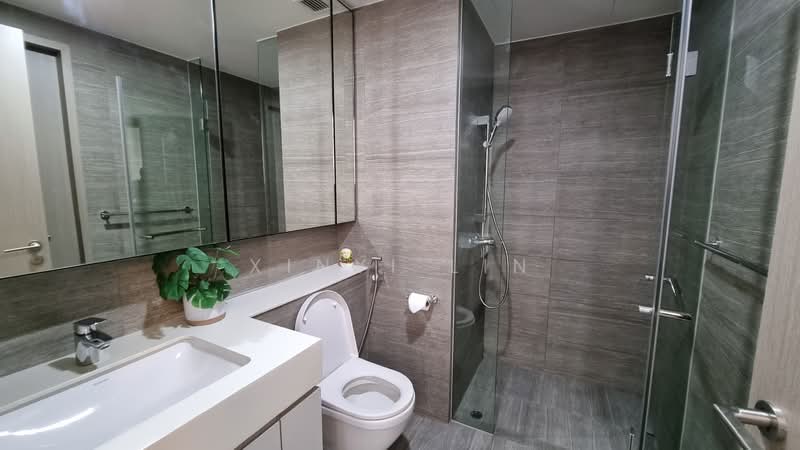 The Garden Residences Condominium For Sale at S$ 868,000 | PropertyGuru Singapore - Bathroom