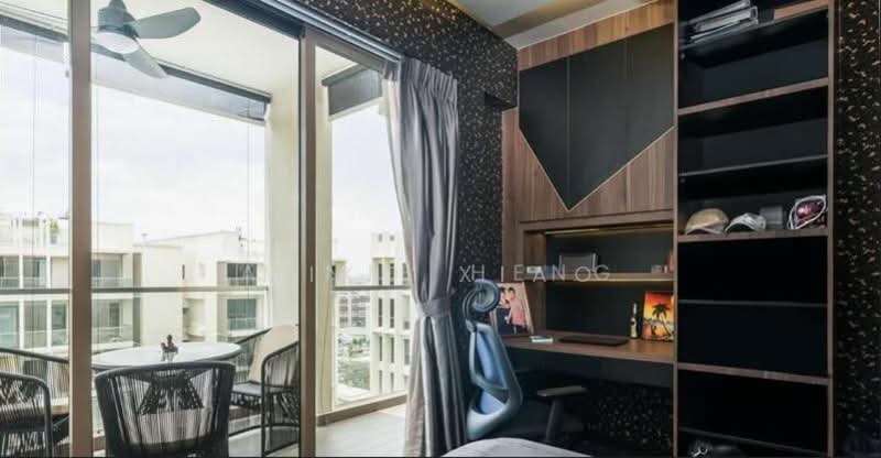 Parc Vera Condominium For Sale at S$ 3,700,000 | PropertyGuru Singapore - Balcony