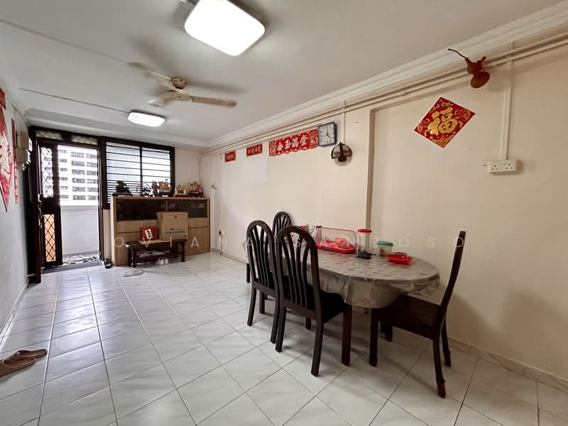 27 New Upper Changi Road HDB Flat For Sale at S$ 488,000 | PropertyGuru Singapore - Dining Room