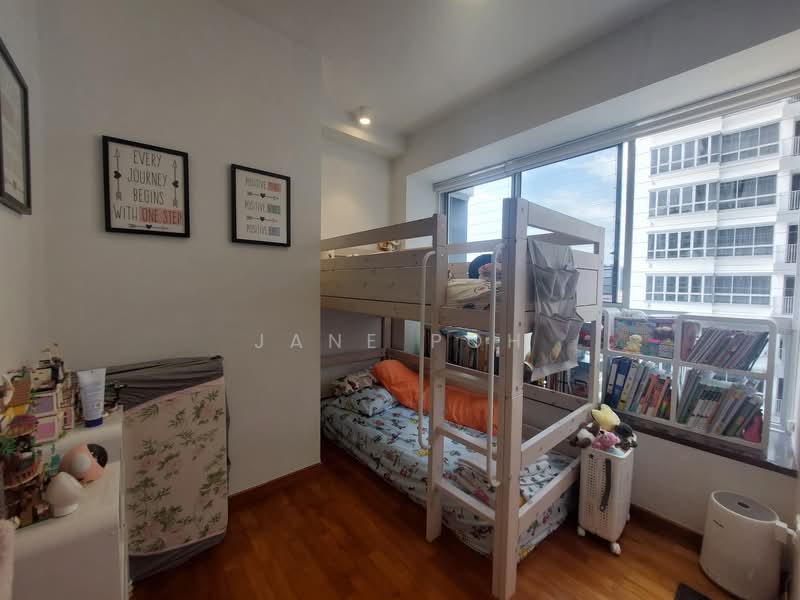 The Parc Condominium Condominium For Sale at S$ 2,750,000 | PropertyGuru Singapore - Bedroom