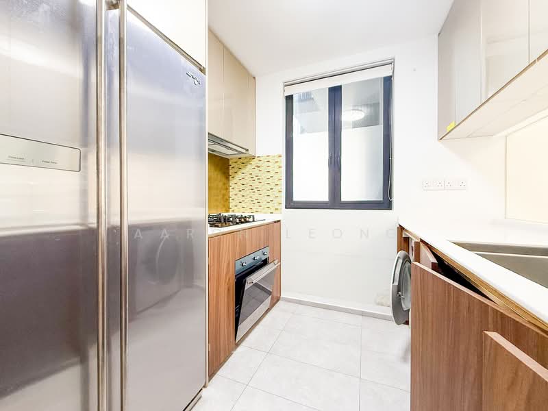 Parc Esta, 906 Sims Avenue, 4 Bedrooms, 1,119 sqft, Condominium For Rent, by Aaron Leong, 500090233 - Kitchen - PropertyGuru.com.sg