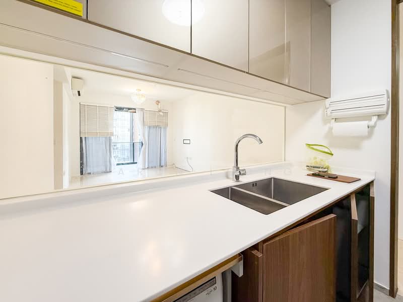 Parc Esta, 906 Sims Avenue, 4 Bedrooms, 1,119 sqft, Condominium For Rent, by Aaron Leong, 500090233 - Kitchen - PropertyGuru.com.sg