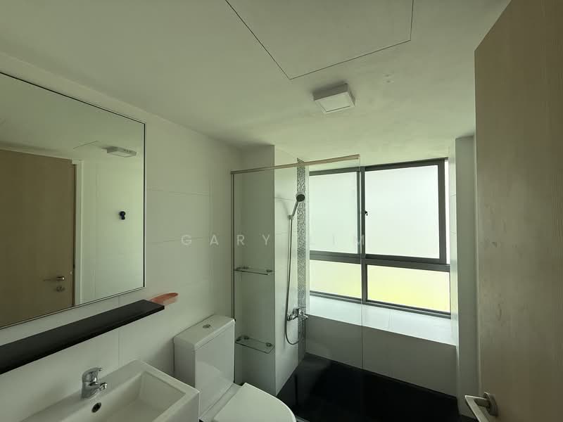 Wilkie 80, 80 Wilkie Road, 2 Bedrooms, 581 sqft, Apartment For Rent, by Gary Lim, 500090235 - Bathroom - PropertyGuru.com.sg