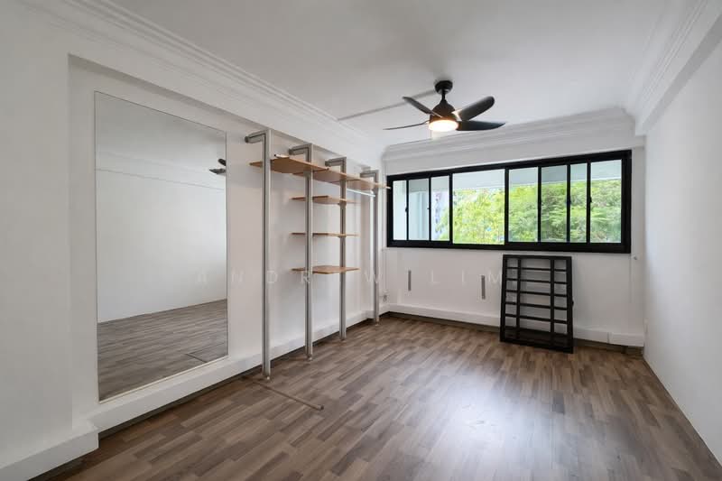 200 Toa Payoh North HDB Flat For Sale at S$ 530,000 | PropertyGuru Singapore - Common room 1