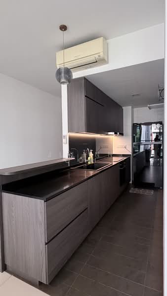 Double Bay Residences, 17B Simei Street 4, 3 Bedrooms, 1,001 sqft, Condominium For Rent, by Julynn Goh, 500090261 - Kitchen | SageHomes - PropertyGuru.com.sg