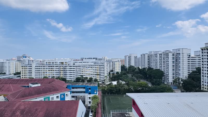 577 Hougang Avenue 4, 577 Hougang Avenue 4, 4 Bedrooms, 1,507 sqft, HDB Flat For Sale, by Wan Jie Tay, 500090264 - Exterior - PropertyGuru.com.sg